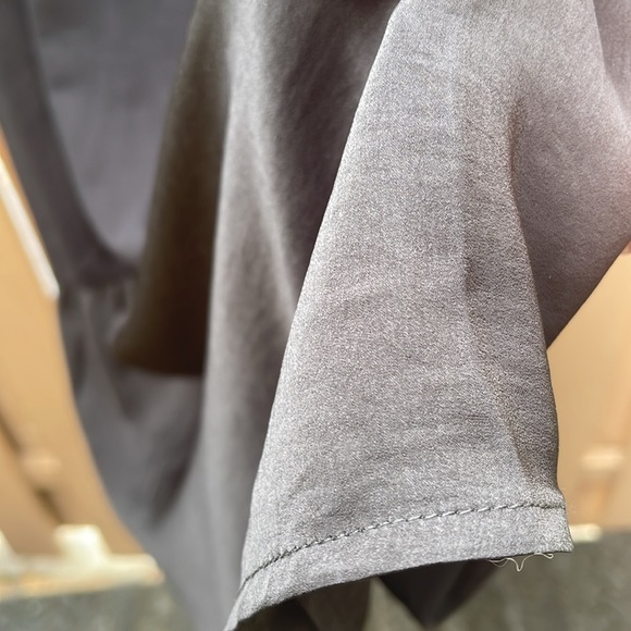 NWOT/LOGO by Lori Goldstein Black Long sleeved Dress w/pockets & Chiffon Hem - Picture 8 of 10